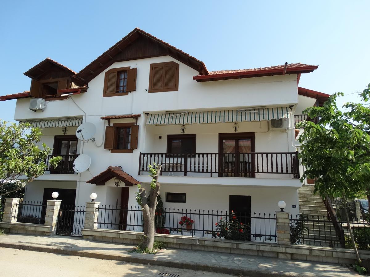 Christakos Apartments Nea Vrasna Exterior foto